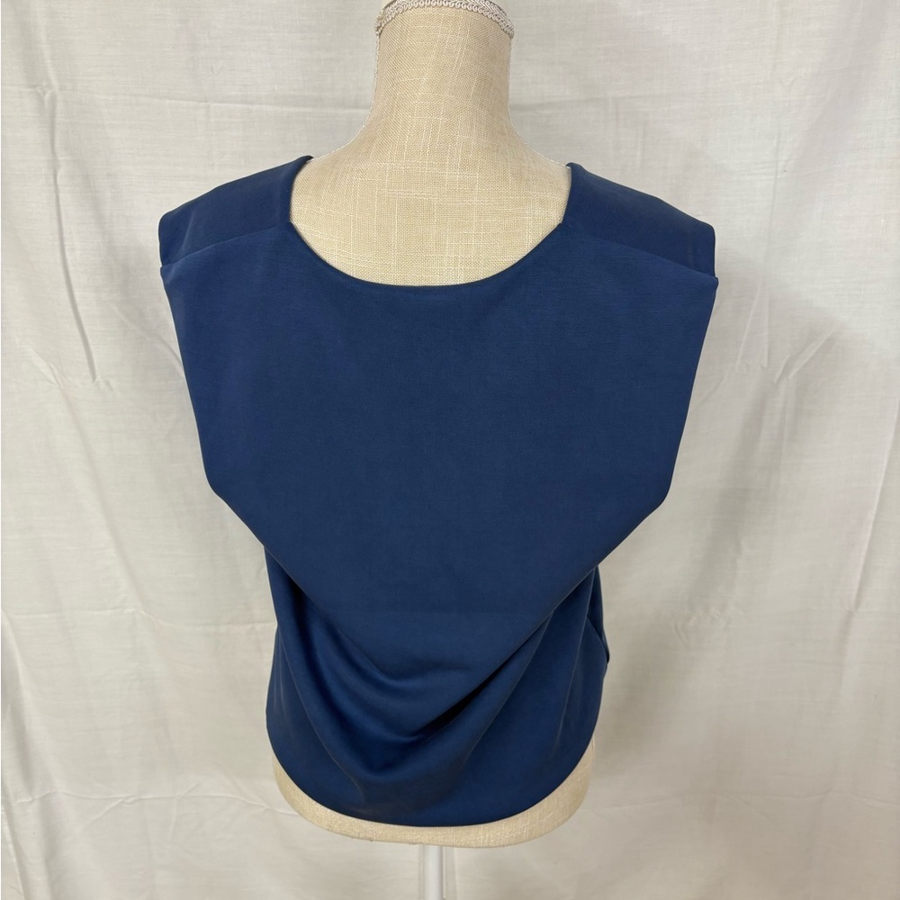 NWOT A New Day Classic V-Neck Sleeveless Top in Navy Formal Casual - Picture 4 of 9